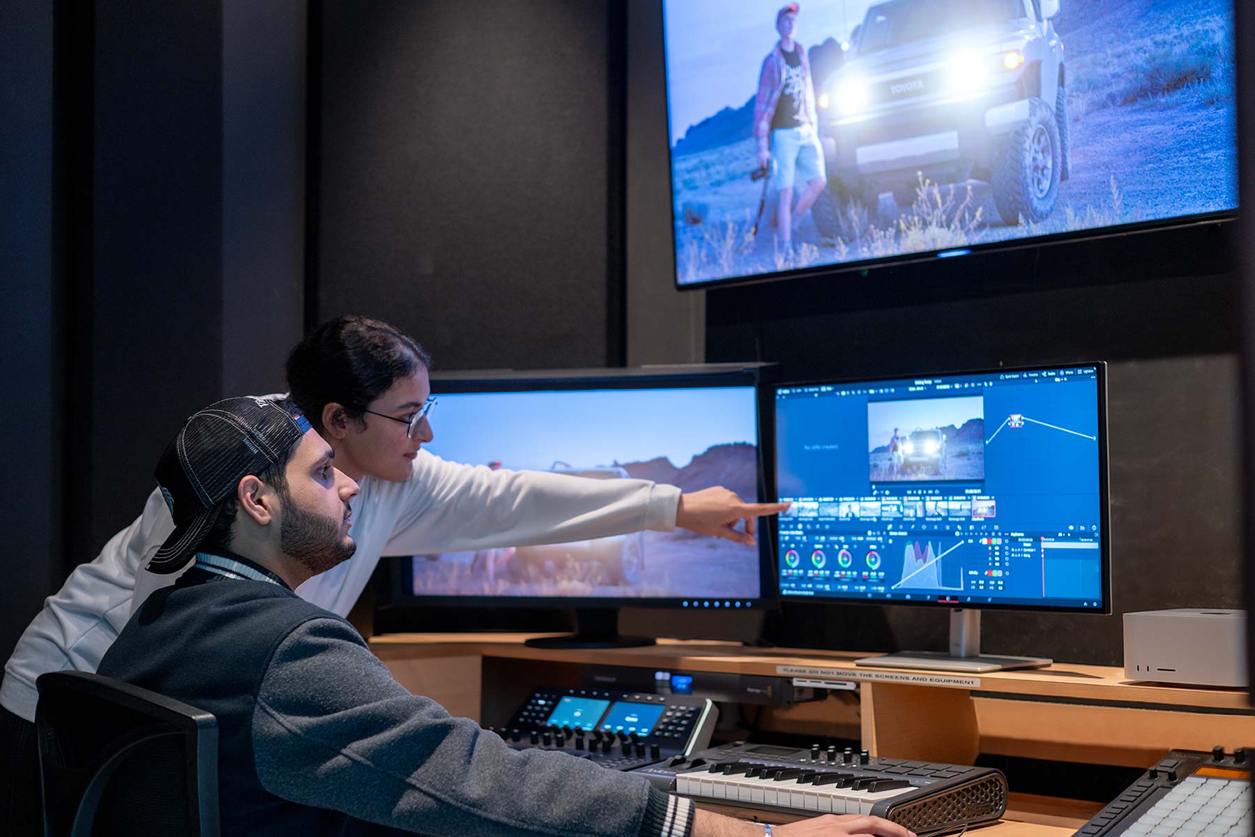 From Classroom to Industry: How AUD Prepares Students for Advertising Careers