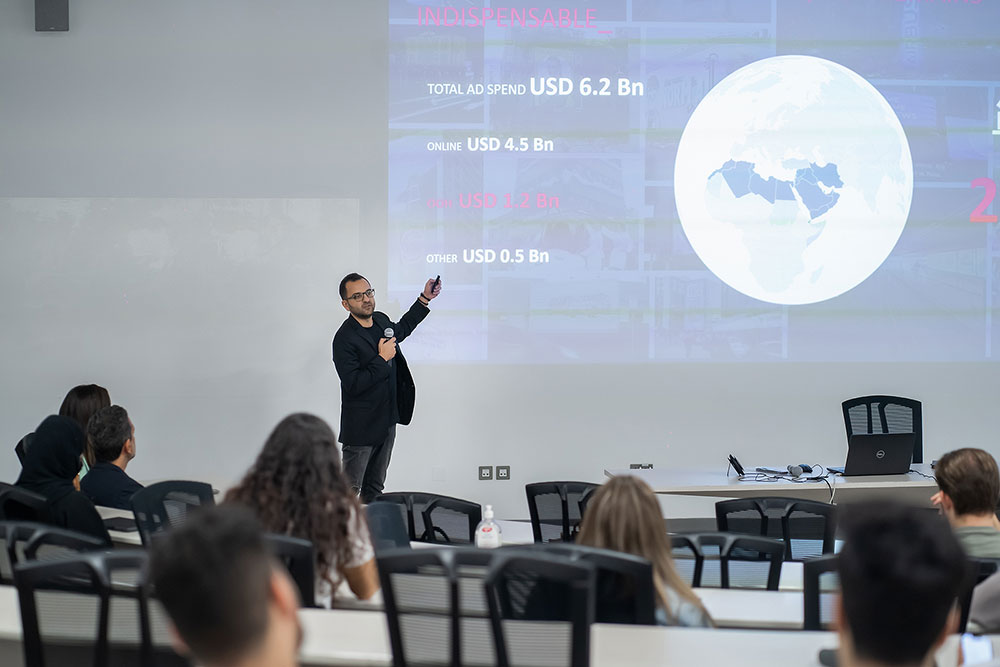 Talon Experts Teach Marketing Students