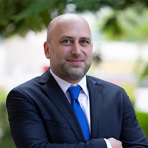 Dr. Wael Bazzi